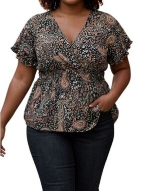 Torrid Size 5 Paisley Floral Blouse Plus Size Boho Flowy Top Ruffle Sleeve